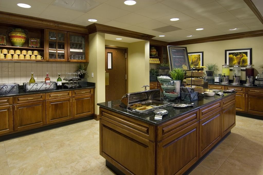 Larkspur Landing Extended St Louis Riverport Hotel 3*