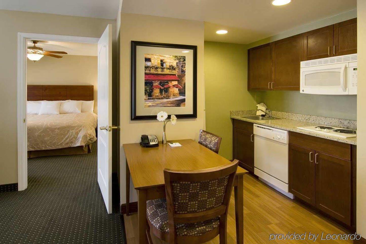 Hotel Larkspur Landing Extended St Louis Riverport 3*