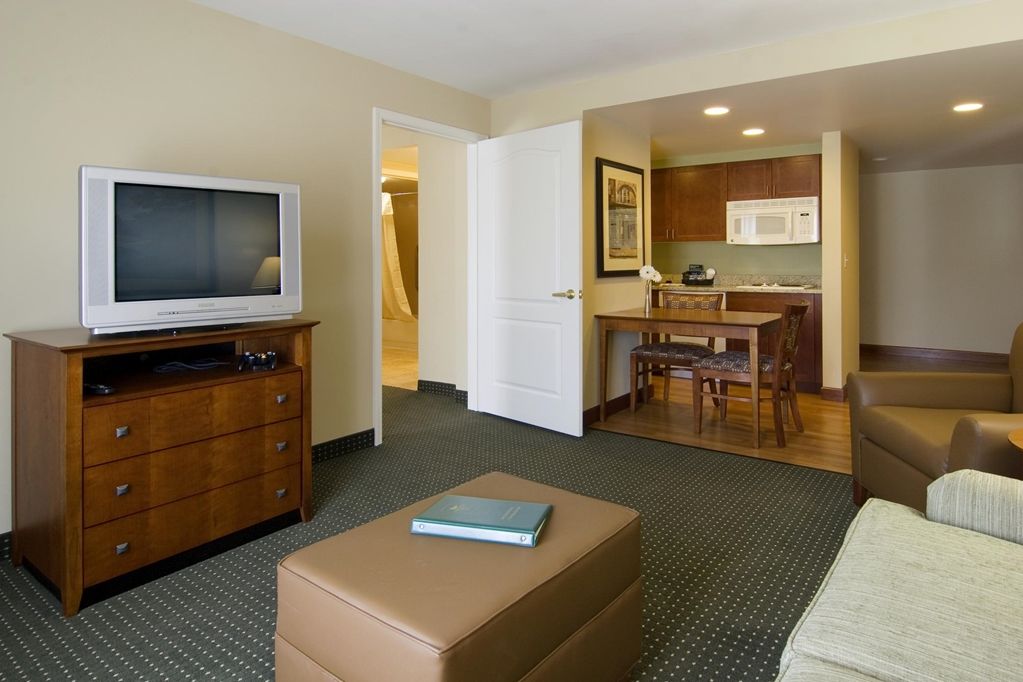 Larkspur Landing Extended St Louis Riverport