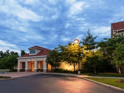 Hotel Larkspur Landing Extended St Louis Riverport